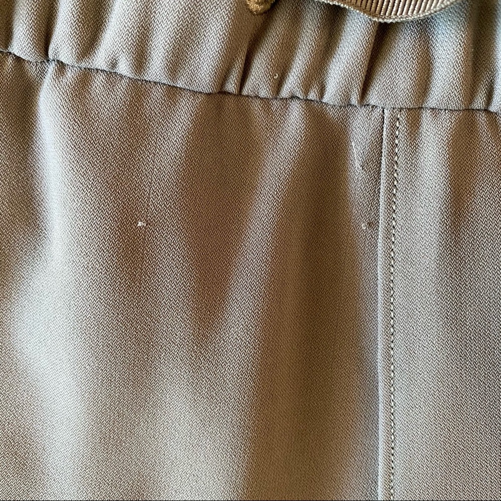 lululemon athletica Green Women Shorts - Picture 8 of 15